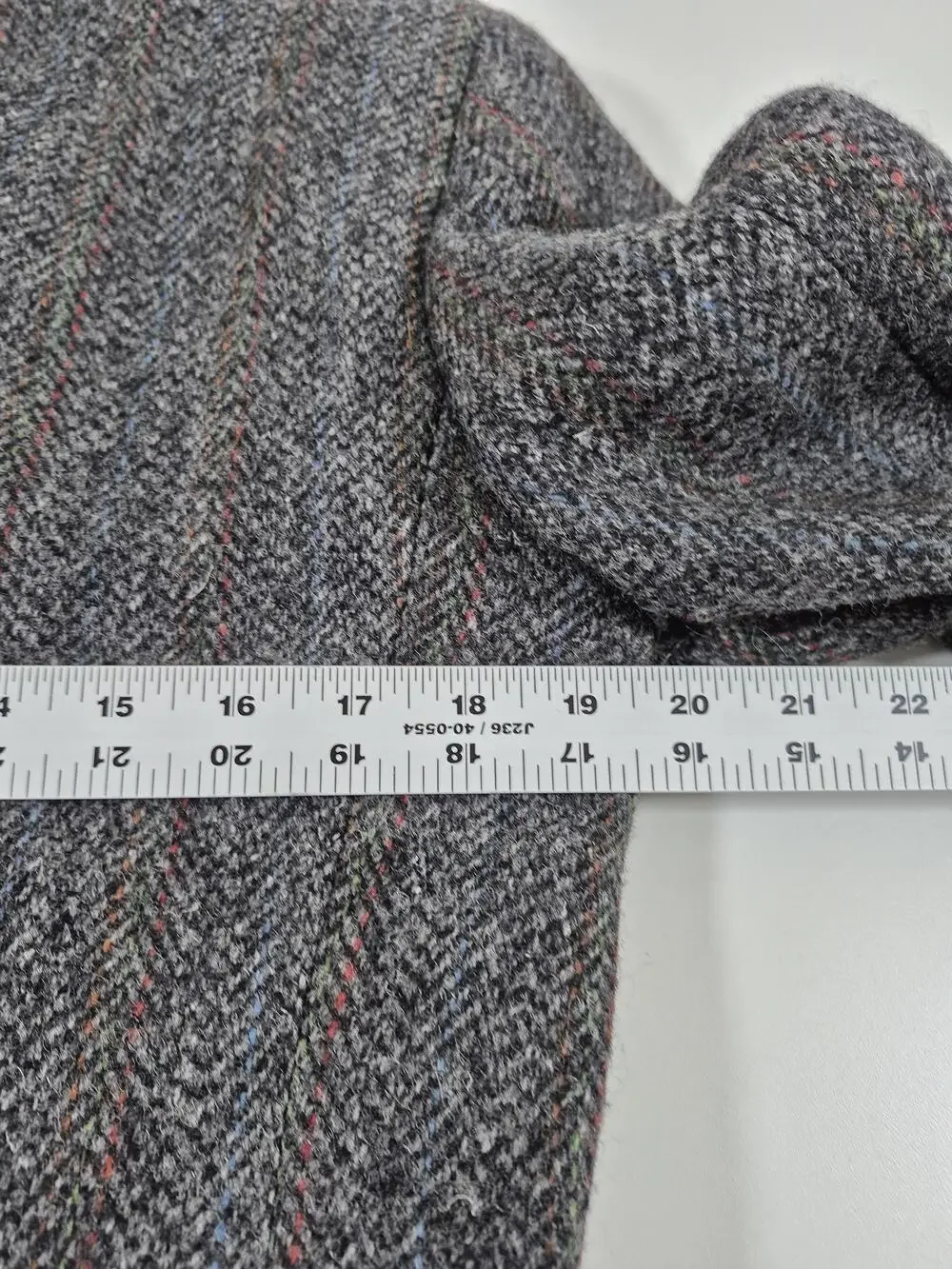 Harris Tweed Men's 38S Gray Wool Herringbone Sport Coat Blazer Scotland